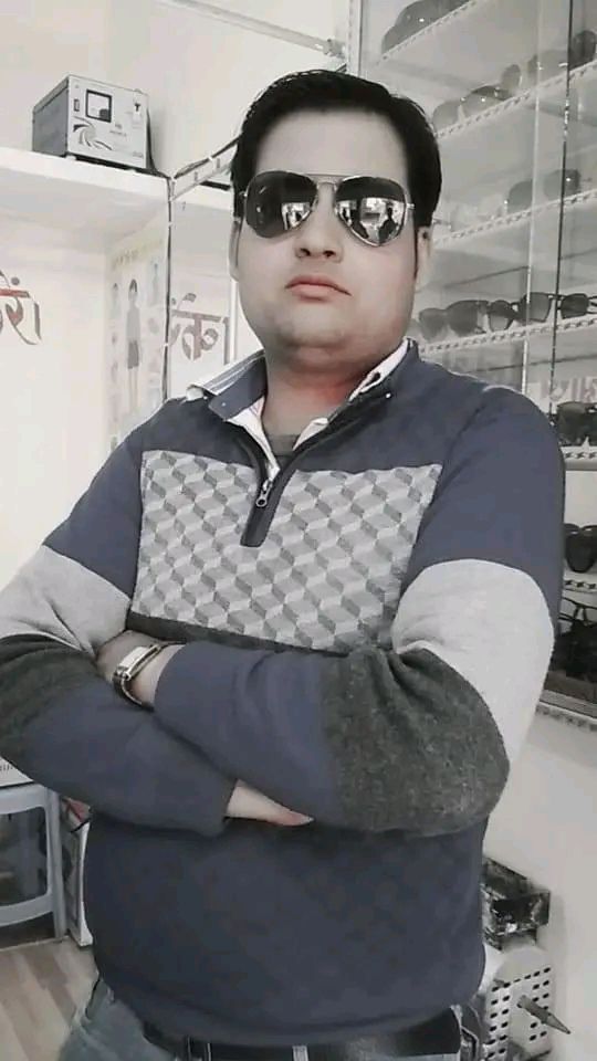 Yogesh tiwari 